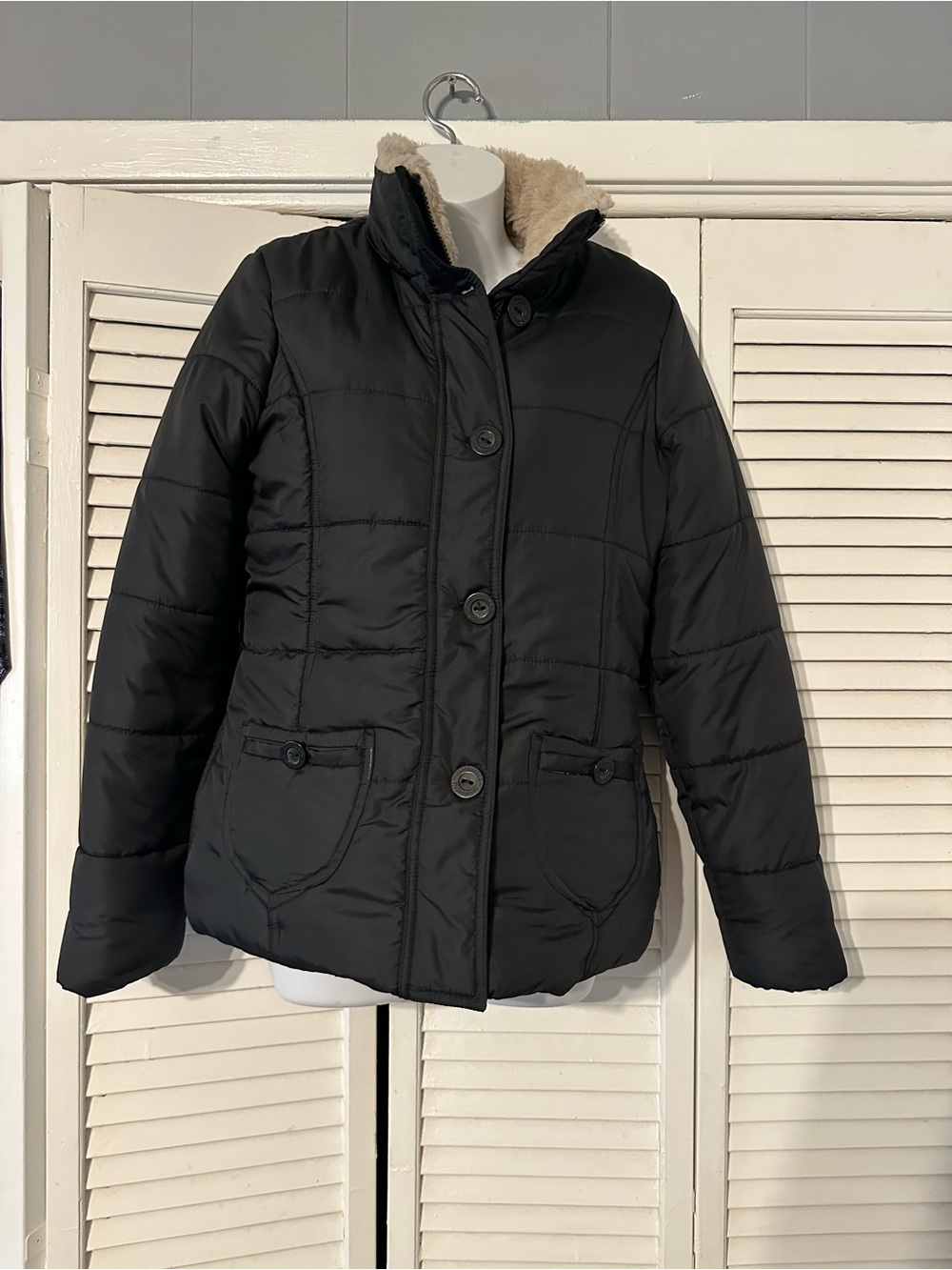 Aeropostale Black Quilted Puffer Jacket – Women's Medium
